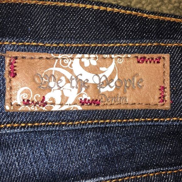 We The Free Size 28 Straight Leg Jeans NWOT - Picture 4 of 5